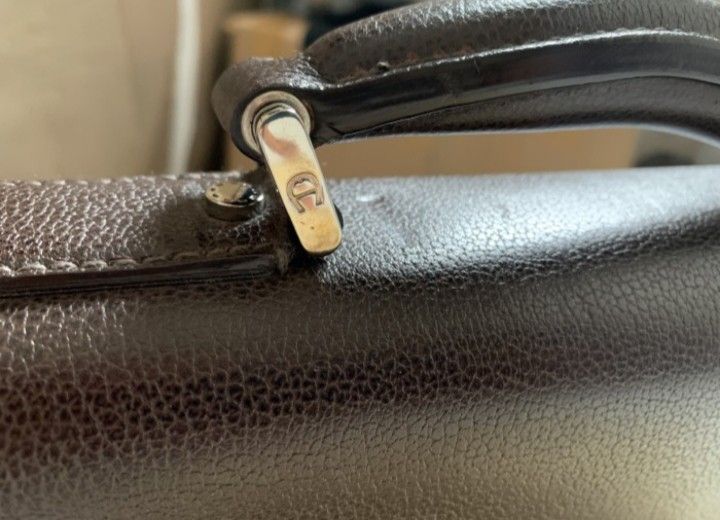 Aigner Briefcase Leather, Fesyen Pria, Tas & Dompet , Tas Kantor di
