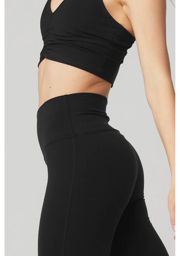 Alo Yoga Airbrush High Waist 7/ Bootcut leggings in Black