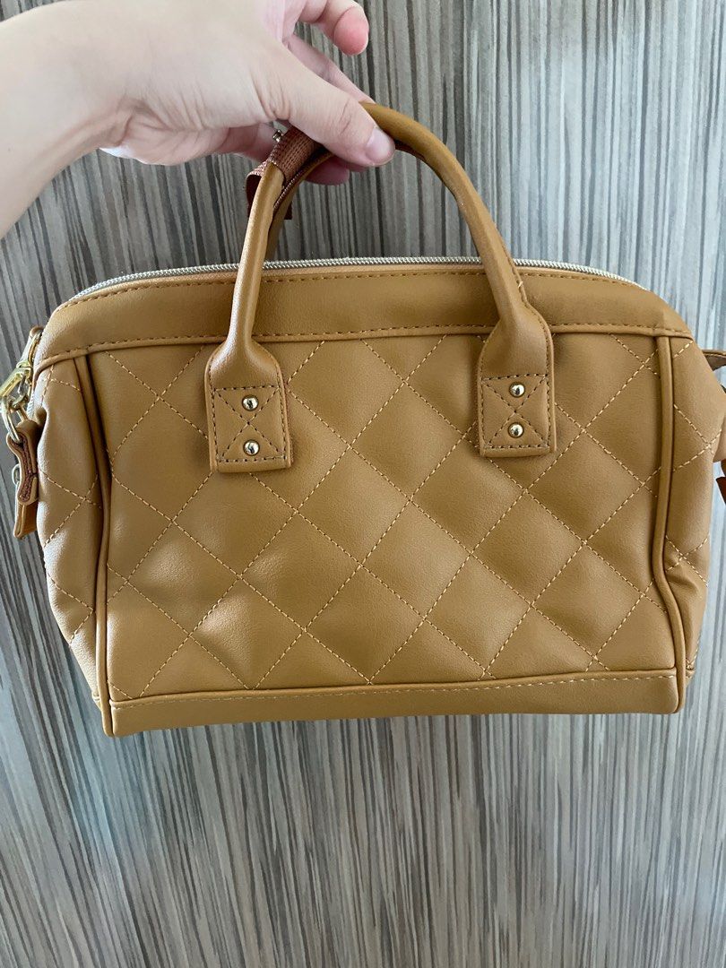 Anello quilted cheap sling bag