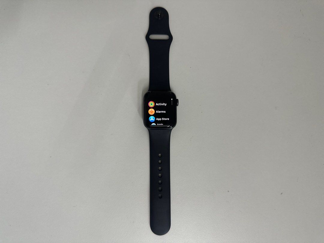 Apple watch series hotsell 6 space grey 40mm