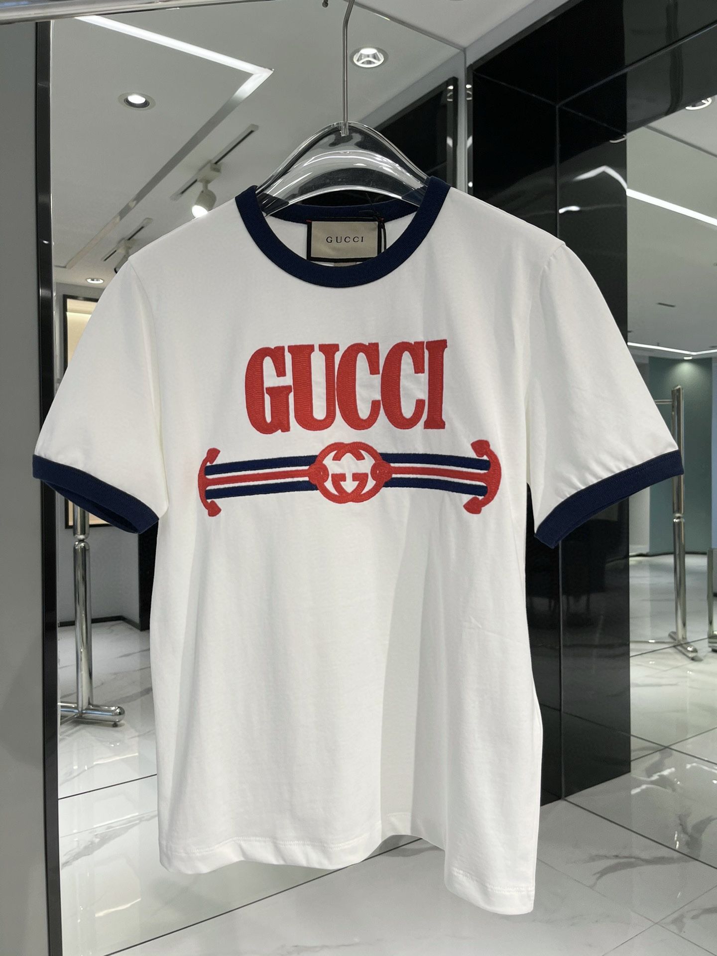 Real gucci deals clothes for cheap
