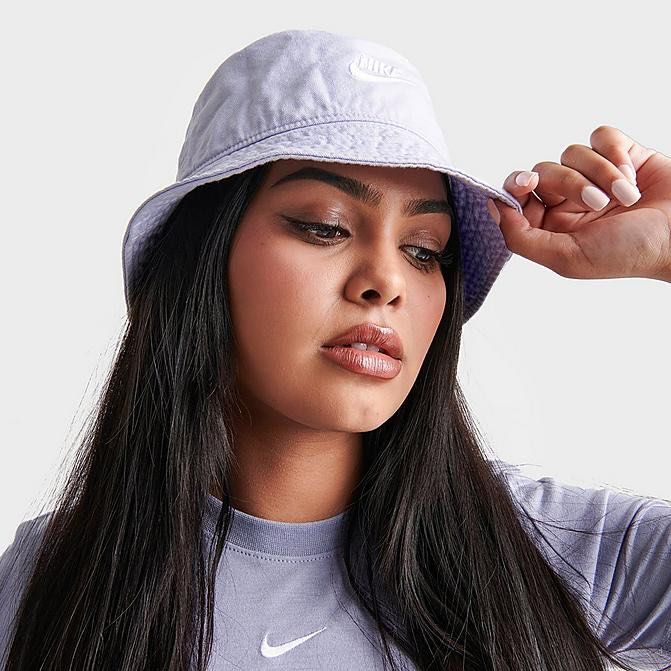 Nike women's shop bucket hats