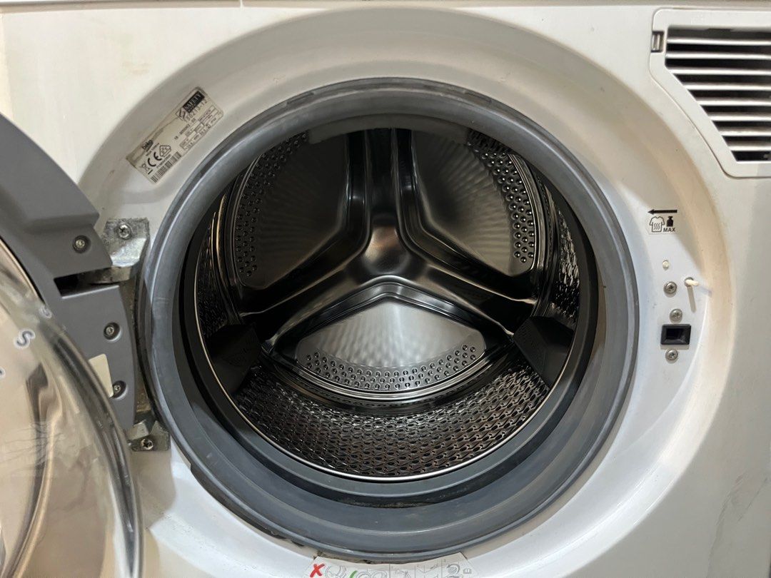 Beko washer dryer 10kg, TV & Home Appliances, Washing Machines and