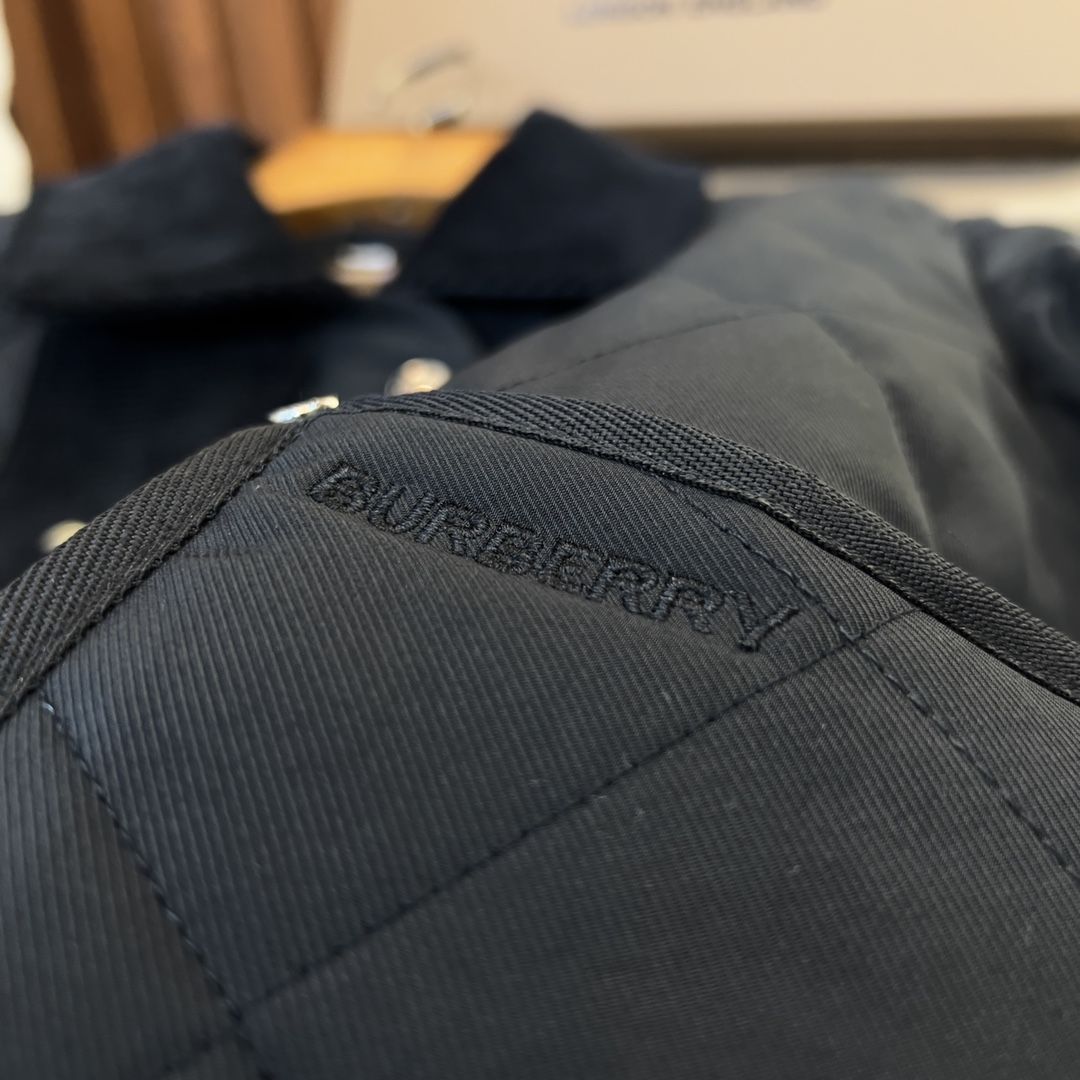 Franwell diamond online quilted jacket burberry