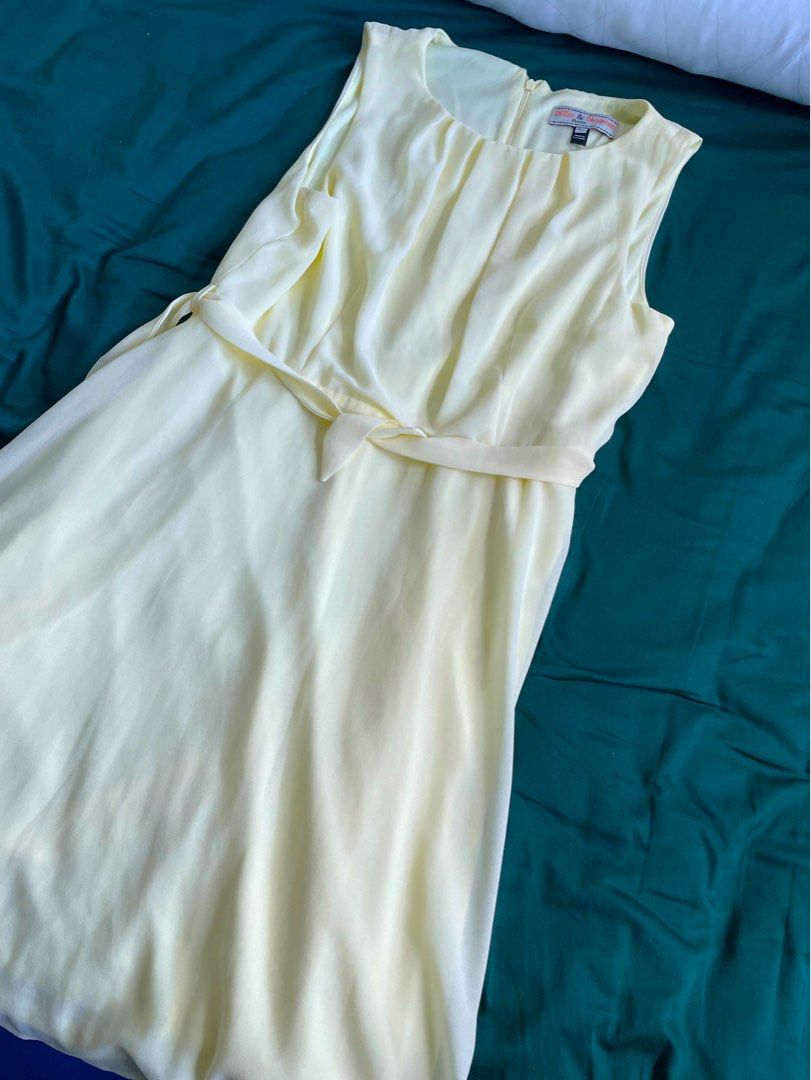 Billie and blossom yellow top dress