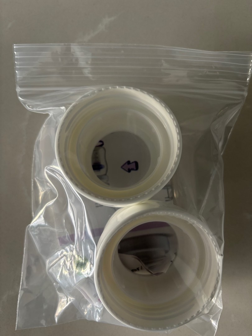 Bottle adapter, Babies & Kids, Nursing & Feeding, Breastfeeding & Bottle Feeding on Carousell