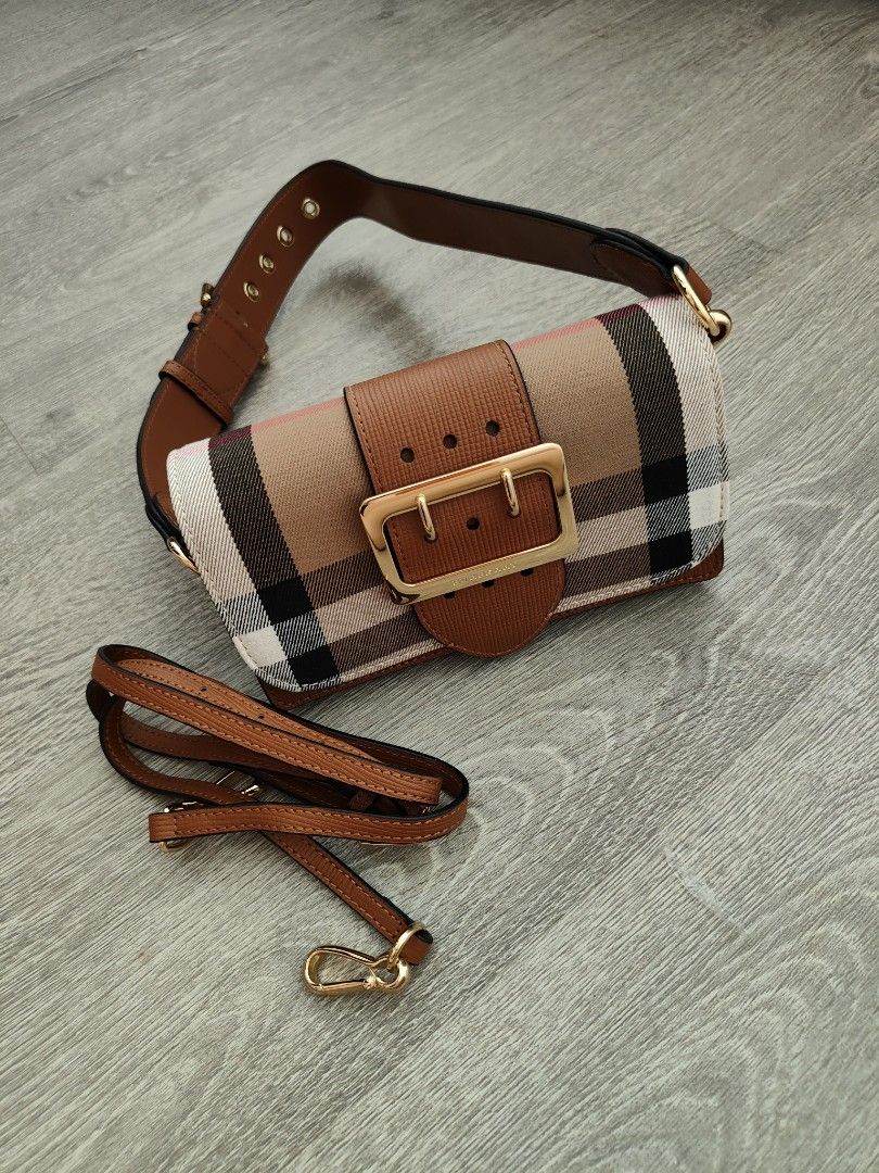 Burberry small buckle bag top