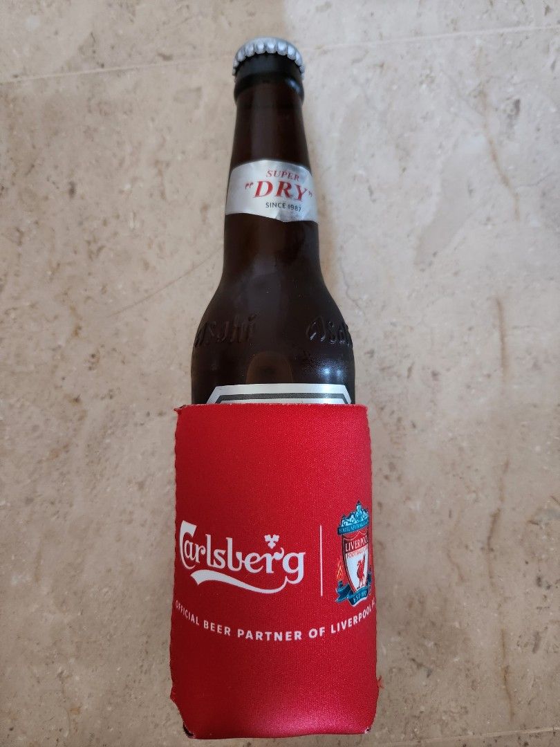 Carlsberg Liverpool beer bottle sleeve cold drinks holder, Hobbies & Toys, Memorabilia 