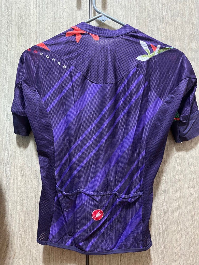 Castelli deals cycling jerseys