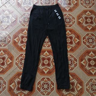 (Kategori: ) berada di . Dikirim oleh Warungsecond21 (ID iklan 1265384240, Gambar 1). Deskripsi: .