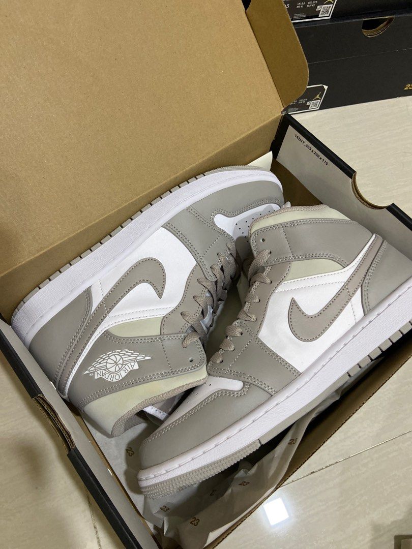 Jordan 1 mid dames grey 2025