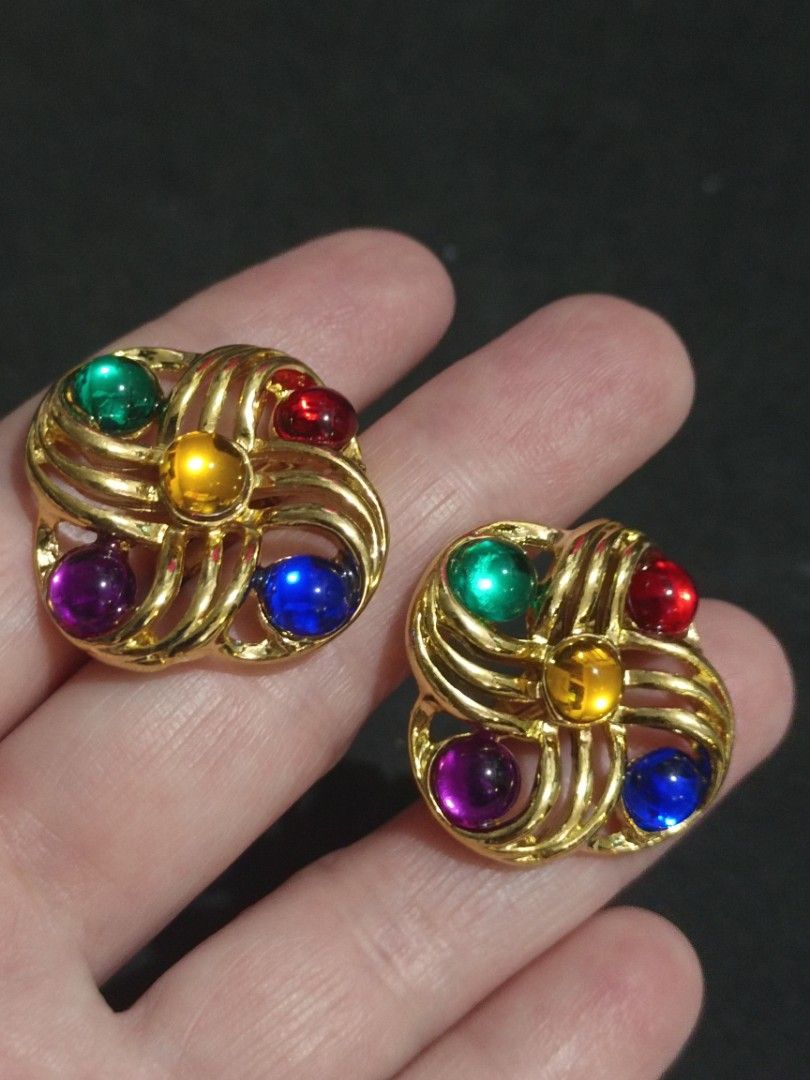 Clip on earrings from Japan (Category: Earrings) located in Manila. Submitted by maxineamber (Listing ID 1265419389, Image 2). Description: Clip on earrings from Japan. Gold tone..