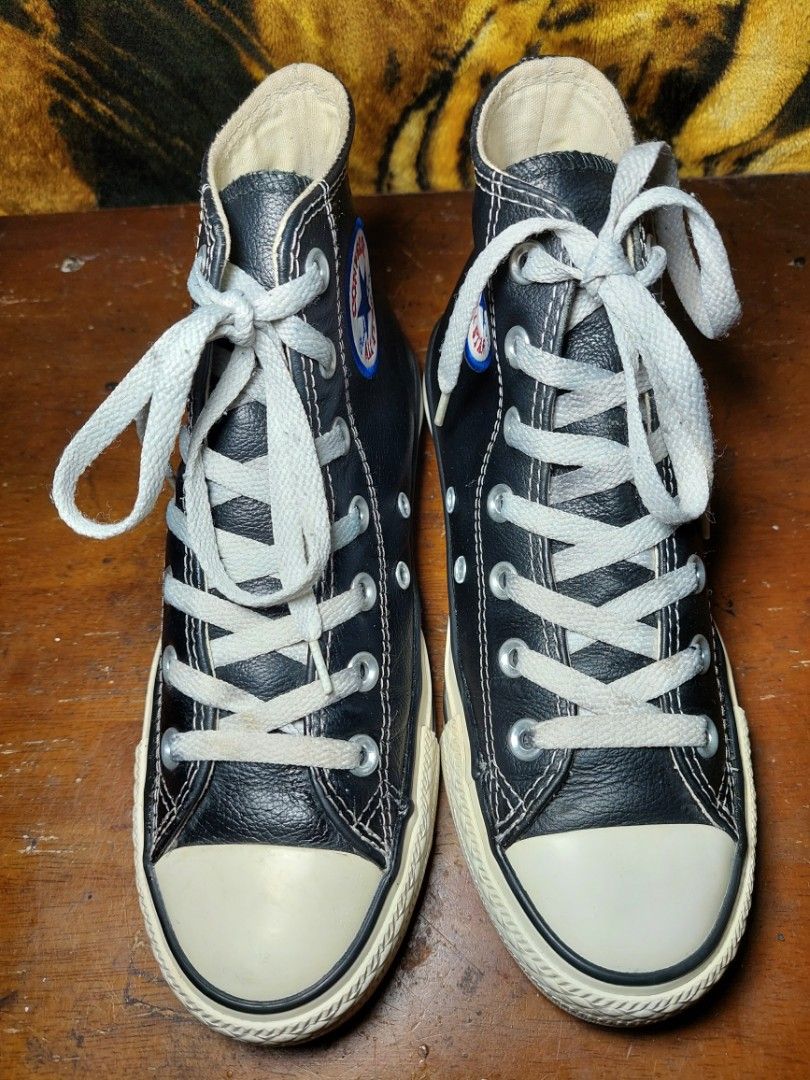 CONVERSE ALLSTAR LEATHER SIZE 6.5 WOMEN. Women s Fashion