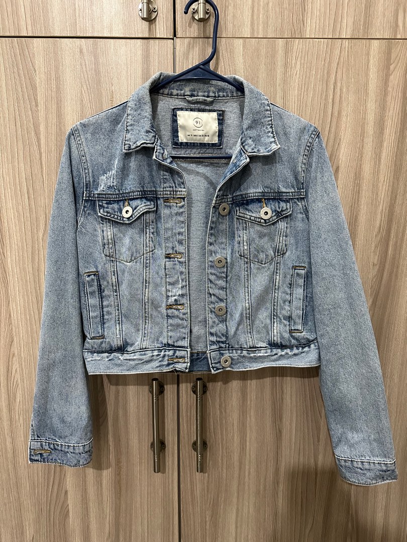 Cotton On denim jacket, Women's Fashion, Coats, Jackets and Outerwear