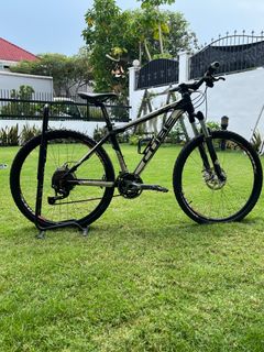 (Category: ) located in . Submitted by awesomebike (Listing ID 1265403397, Image 1). Description: .