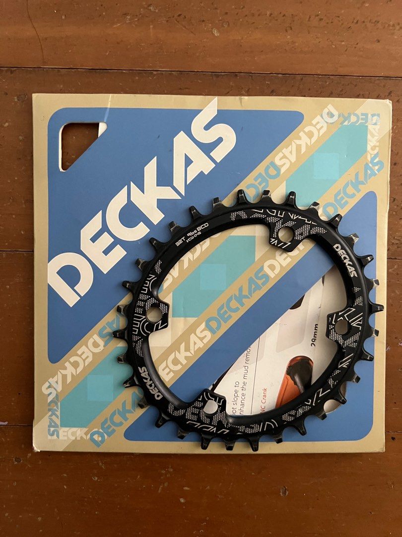 Deckas chainring clearance