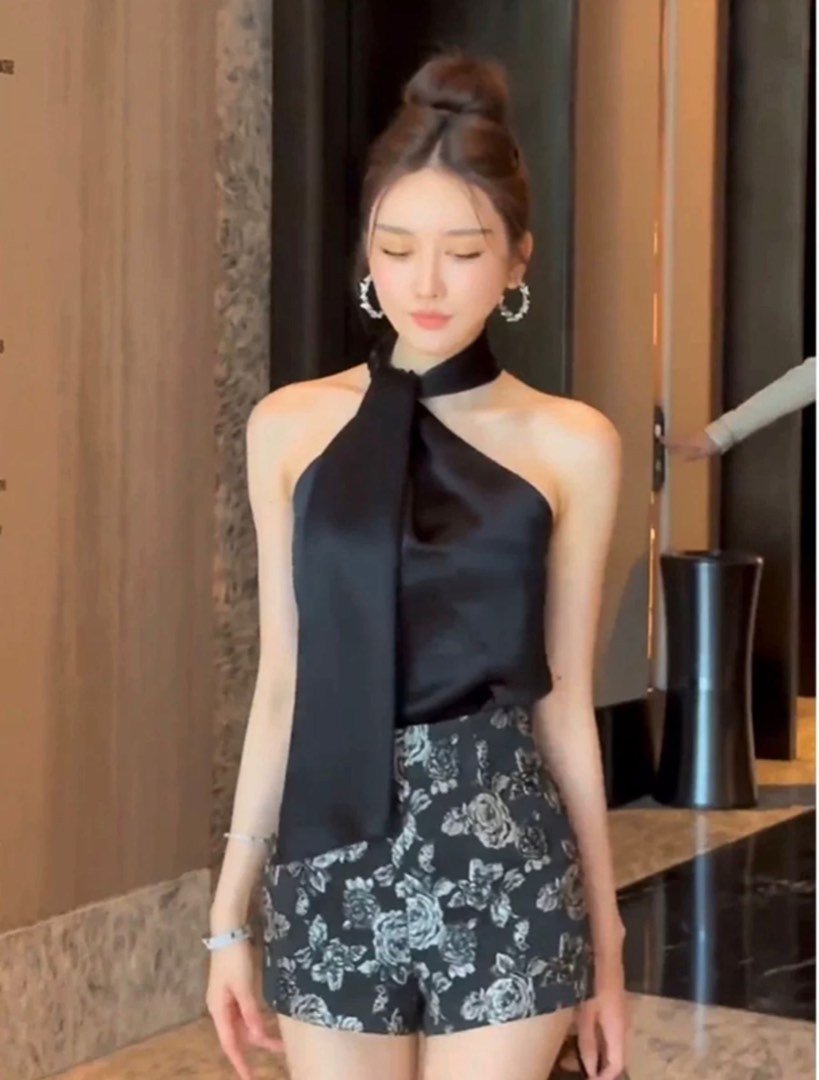 Dressy top halter top