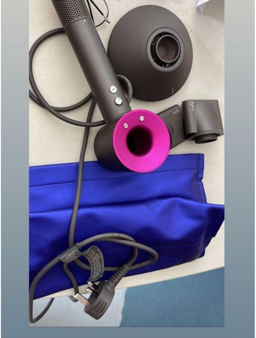Dyson supersonic hair dryer, Beauty & Personal Care, Hair on Carousell