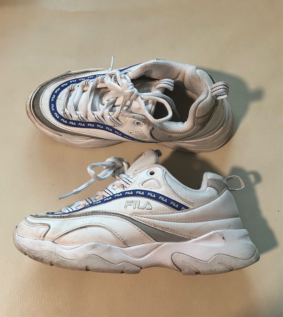 fila sneakers vintage