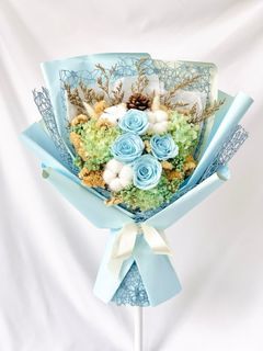 Authentic LV paper bag Queen Bouquet