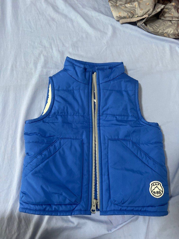 Gap online sleeveless jacket