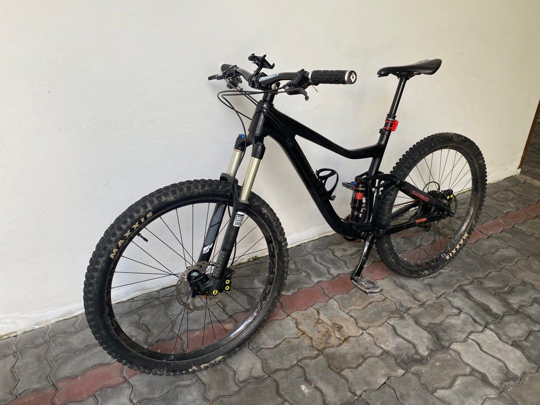 Giant Trance Advanced 27.5 Carbon M Size MTB Magura brakes Mountain Bike Full Suspension Trail Downhill NOT specialized trek santa cruz cannondale gt