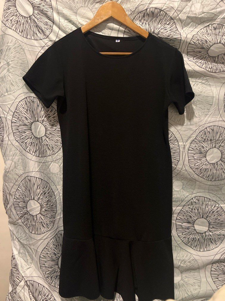 Greenhills Black dress, Women's Fashion, Dresses & Sets, Dresses on