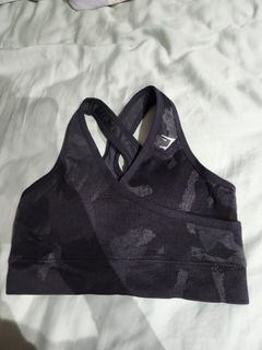 BN) Authentic Gymshark V Neck Sports Bra, Women's Fashion, Activewear on  Carousell