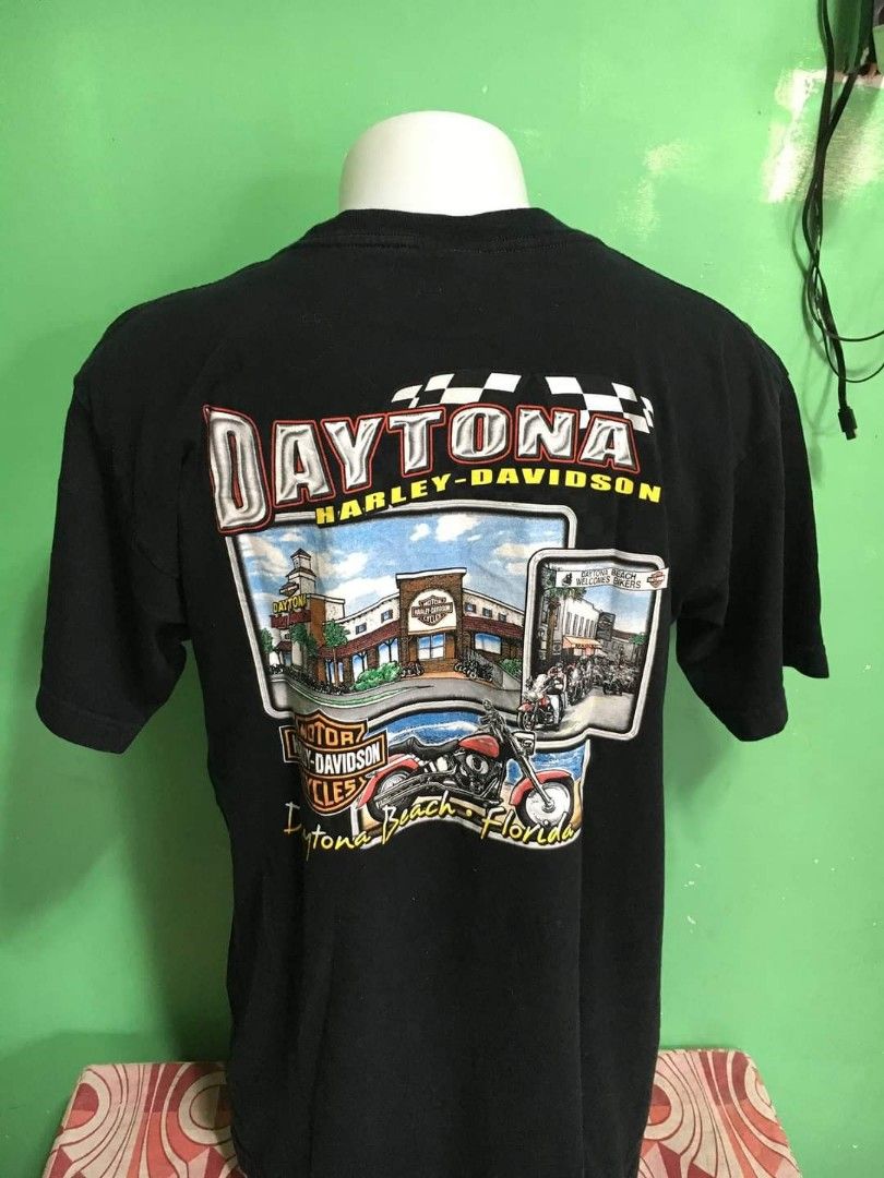 Harley-Davidson Vintage Shirt (Category: Tshirts & Polo Shirts ) located in Manila. Submitted by deeastrid (Listing ID 1265336162, Image 2). Description: Black Vintage Shirt (Large) With small pocket With minimal issue (see last picture).