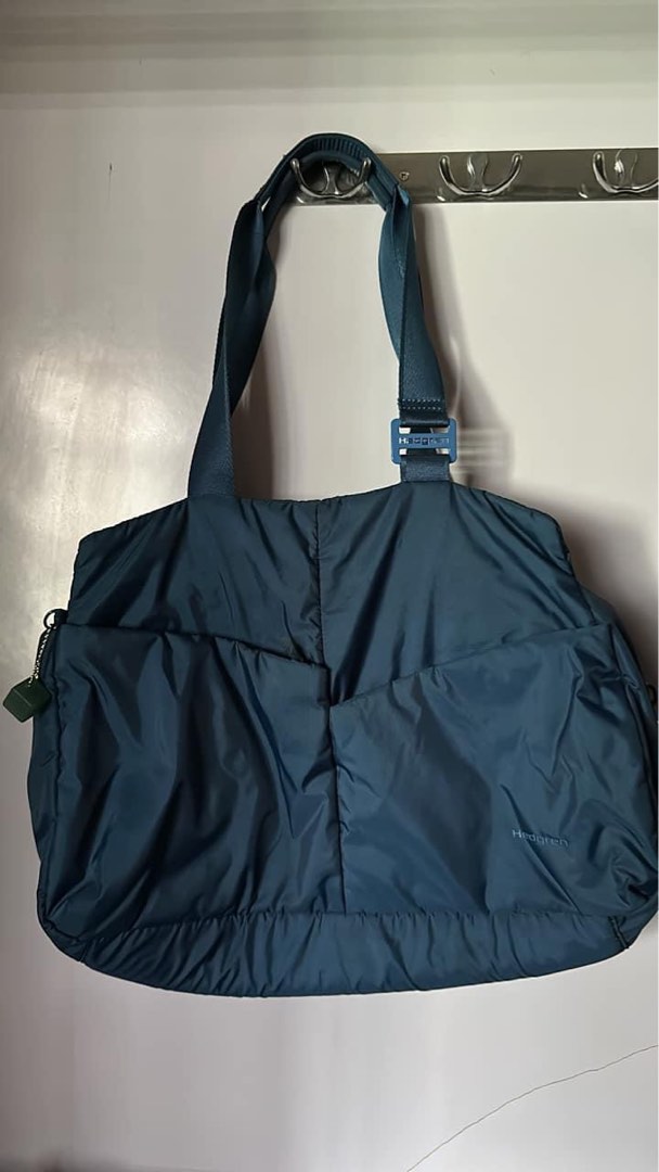 Hedgren, Women's Fashion, Bags & Wallets, Shoulder Bags on Carousell