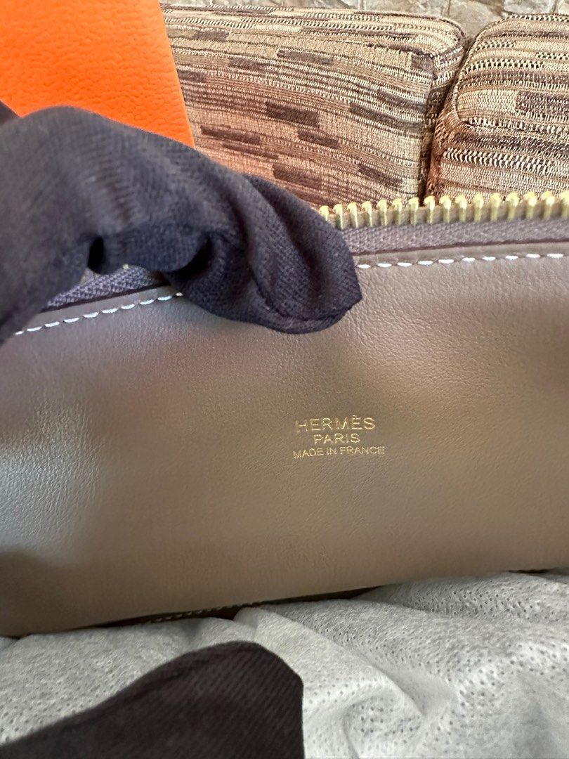Hermes Bolide 31 etoupe GHW (Category: Luxury Bags & Wallets) located in Bulacan. Submitted by lovetoshop.ph (Listing ID 1265447618, Image 2). Description: Brand new and authentic Offered to me last February 2023 From Hermes Hong Kong.