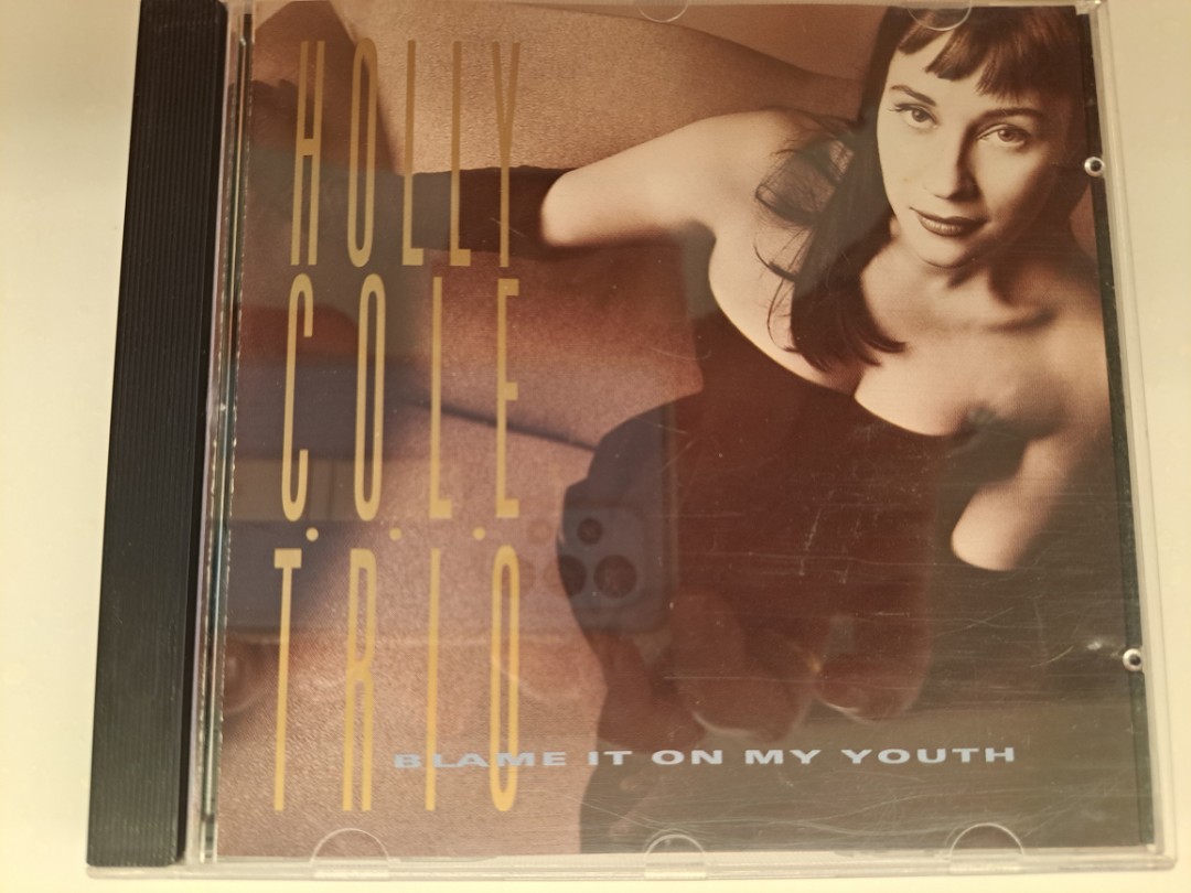 Holly Cole Trio - Blame it on my Youth. Manhattan label, a