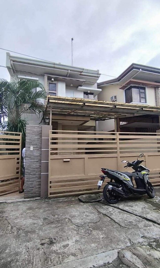 House and lot for sale! Location Malhacan, Meycauayan City,Bulacan