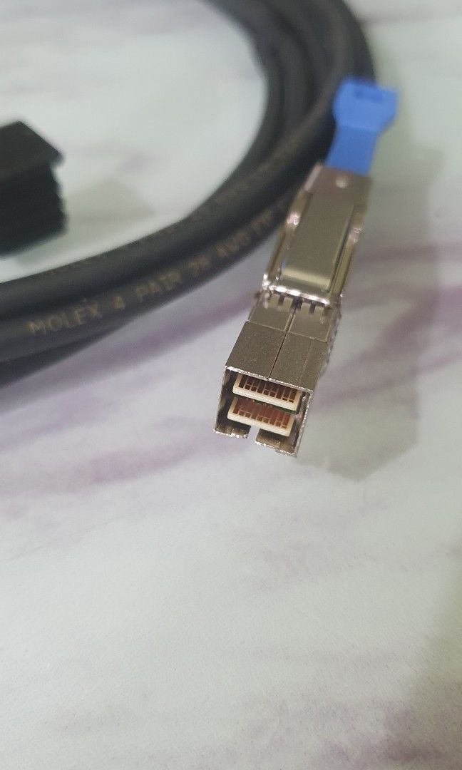 HP 717429001 HP 2.0M External Mini SAS HD to Mini SAS Cable