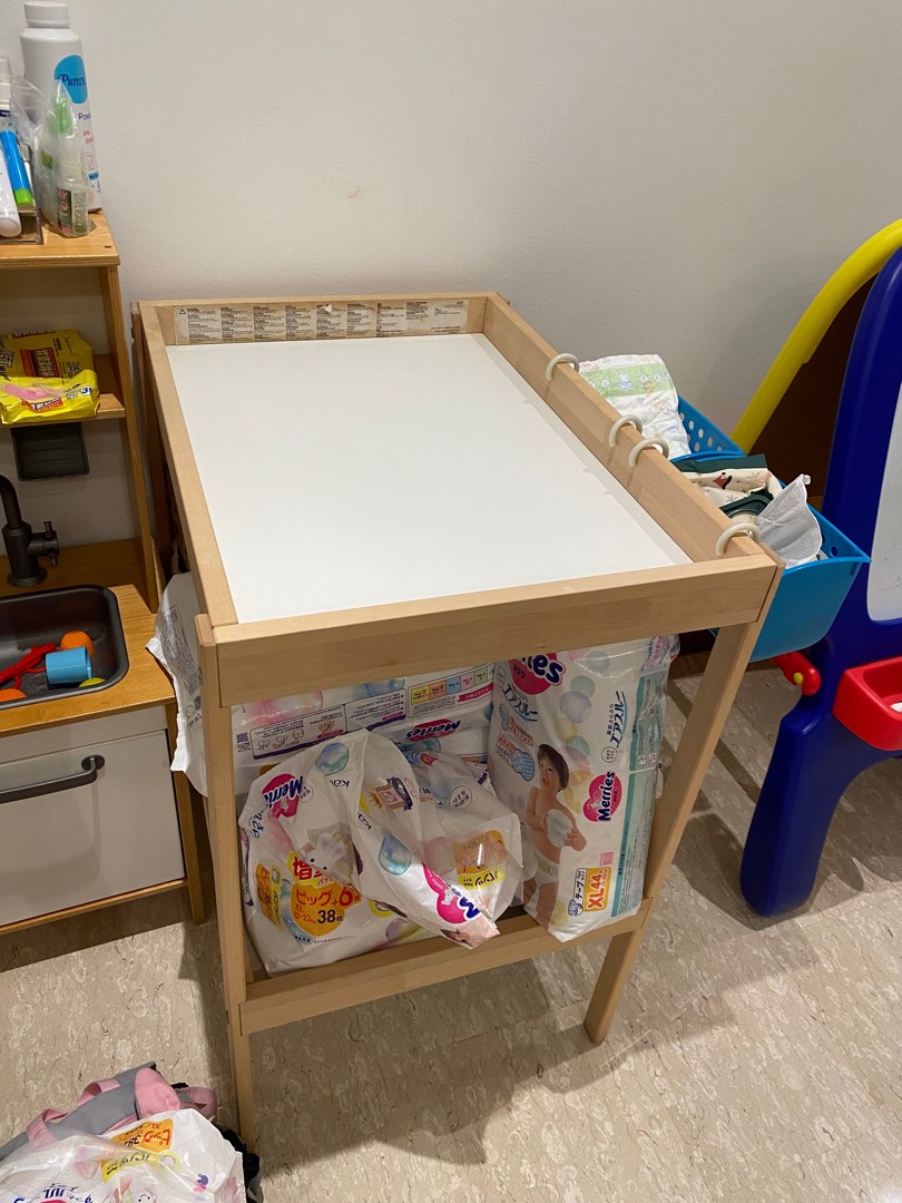 Second hand baby changing unit hotsell