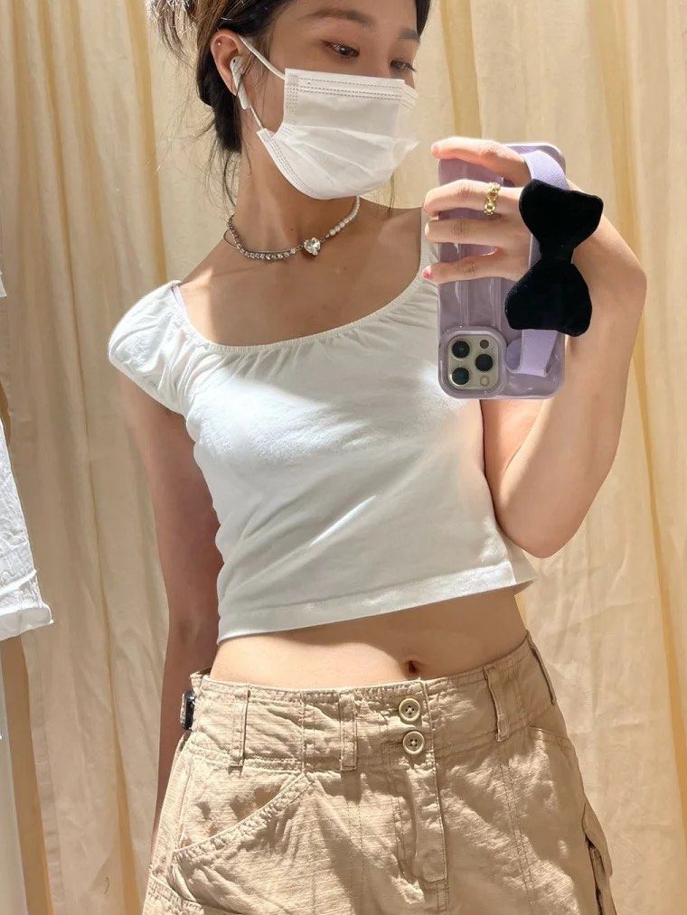 (AVAIL IN BLACK, white sold) INSTOCK brandy melville black eden crop top  ulzzang y2k indie casual retro trendy soft girl cottagecore fairycore