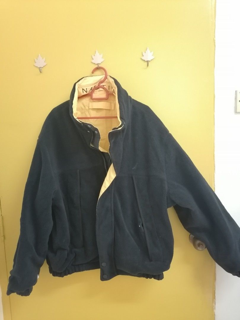 Jacket (Category: Coats, Jackets and Outerwear) located in Semenyih. Submitted by mollythye (Listing ID 1265343664, Image 3). Description: Nautica NS-83 Jacket Free size Can be worn on both sides.