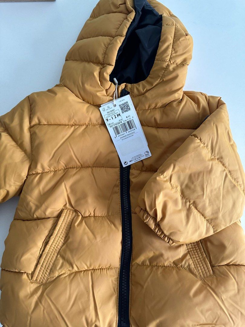 Jacket (Category: Coats, Jackets and Outerwear) located in Singapore. Submitted by jmodiada (Listing ID 1265356335, Image 3). Description: Puffer Jackets from Mango For baby’s Ages 9 - 12 months S$ 40.00 if you buy both.