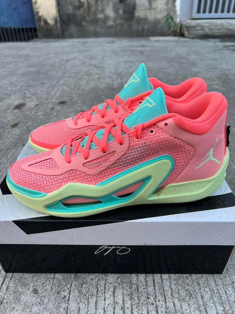 Jordan 11 pink lemonade new arrivals