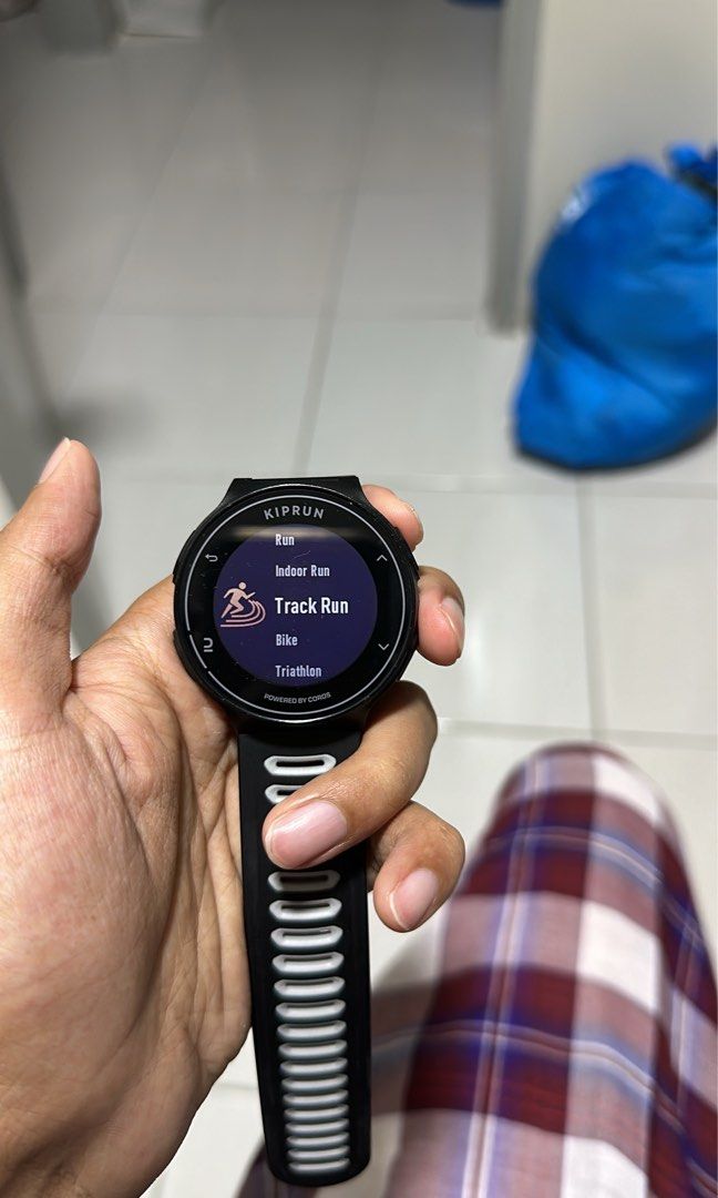 Health Canada recalls Decathlon smartwatch over possible burns, fires