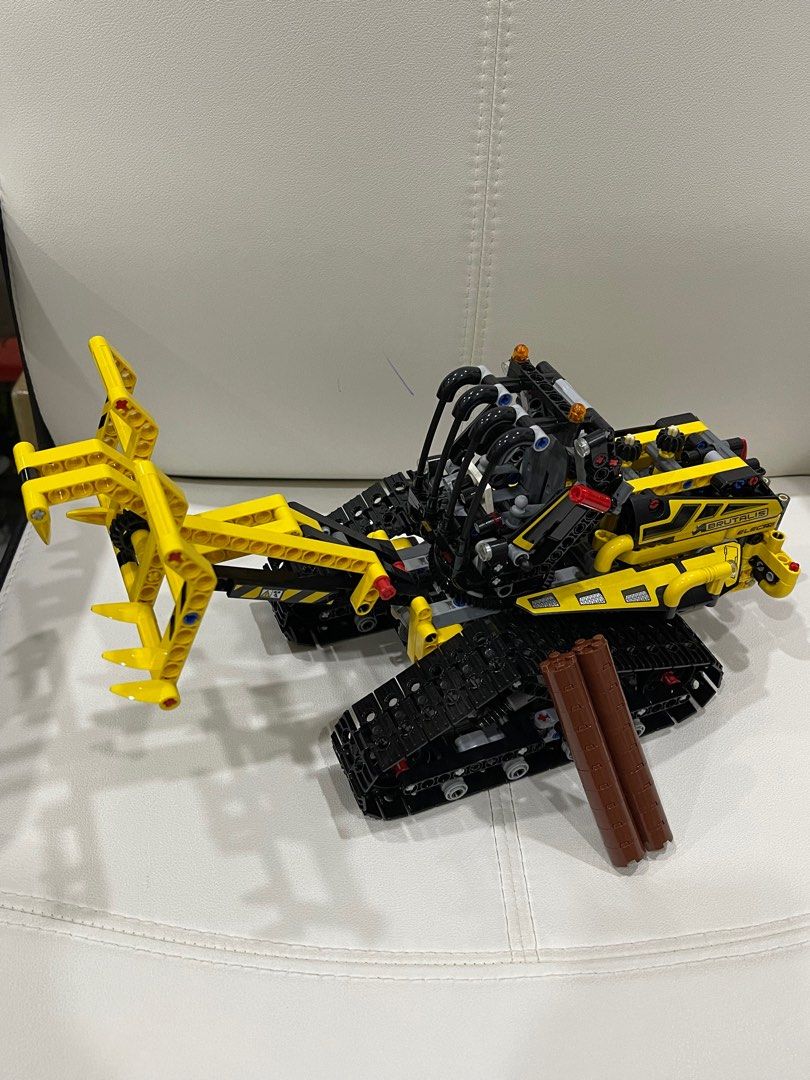Lego Technic 42094 Tracked Loader Retired Hobbies Toys Toys Games on Carousell