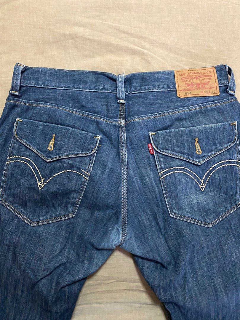 Levis 514 button back outlet pocket