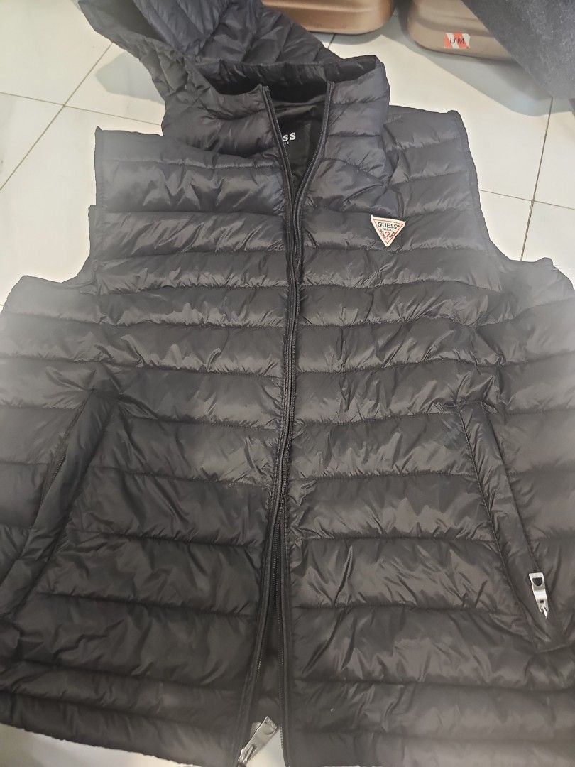 Like new guess vest Men s Fashion Coats Jackets and Outerwear