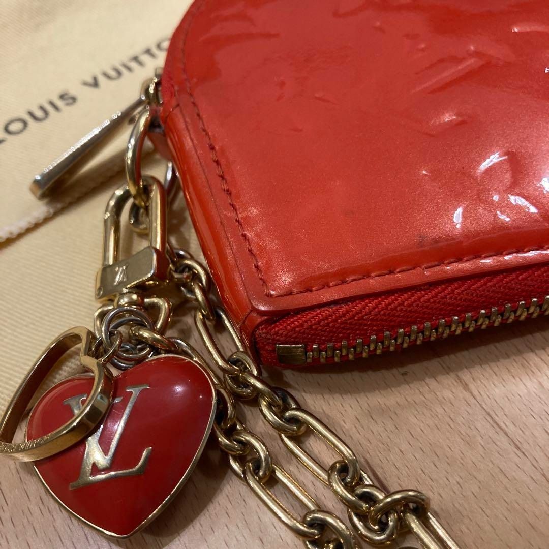 100% Authentic Louis Vuitton Vernis Red Heart Coin Purse