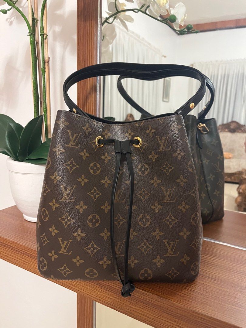 Louis Vuitton NeoNoe (Category: Luxury Bags & Wallets) located in Batangas. Submitted by jereeemie (Listing ID 1265499663, Image 1). Description: Lighty Used. Luxury Alternative .