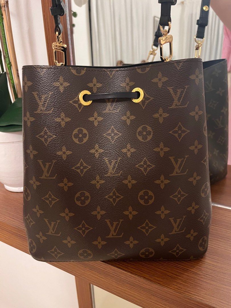 Louis Vuitton NeoNoe (Category: Luxury Bags & Wallets) located in Batangas. Submitted by jereeemie (Listing ID 1265499663, Image 2). Description: Lighty Used. Luxury Alternative .
