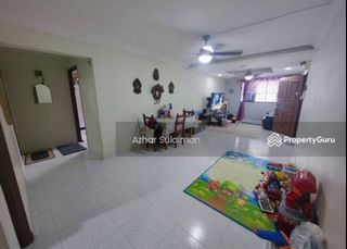 Low COV 4 Rm Flat in Woodland
