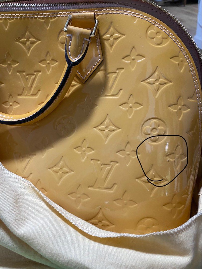Louis Vuitton Alma Vernis GM Gold Beige Poudre for Sale in