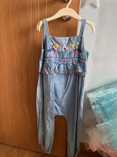 (Category: ) located in . Submitted by sabrinayan211 (Listing ID 1265393551, Image 1). Description: .