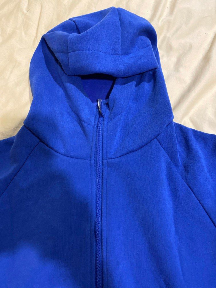 Marmot store zip up